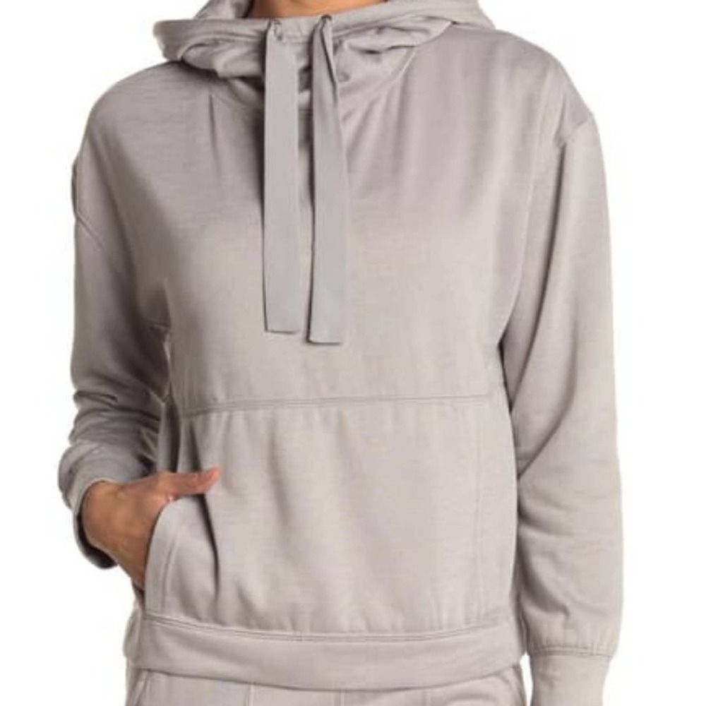 Magaschoni NWT light gray Athletic Pullover hoodie Pockets Casual Woman's sz  L